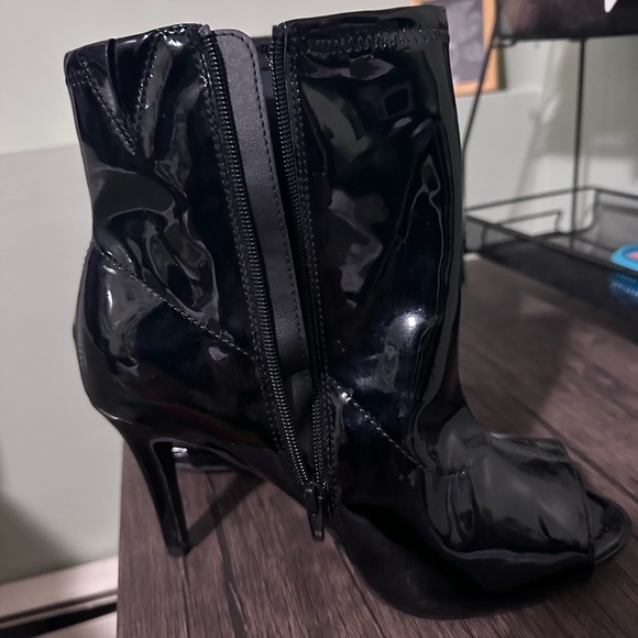 FASHION NOVA OPEN TOE HIGH HEEL BOOTIES - Picture 3 of 4
